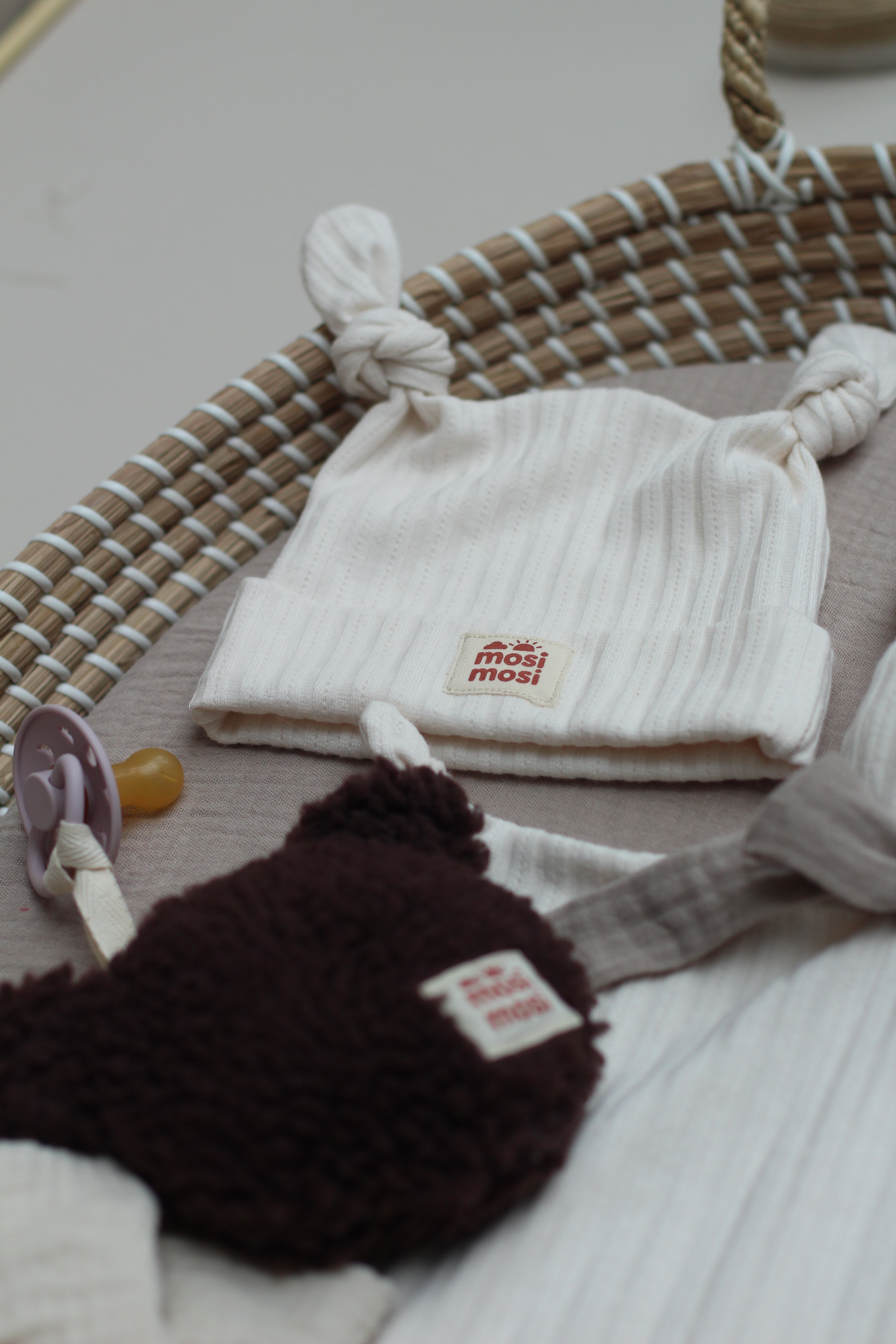 Mosi Mosi mutsje wit